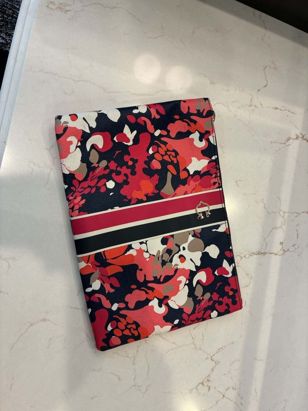 Genuine Hard To Find C. Wonder Clutch, Large Zip Clutch Bag. Floral
